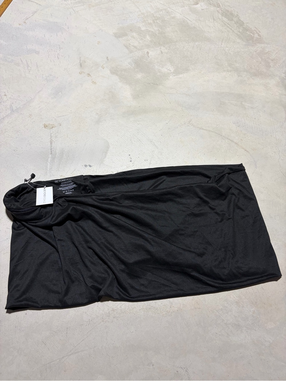 Beyond yoga NWT Women's pocket Infinity scarf